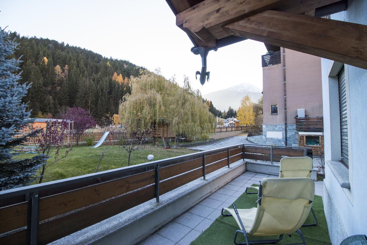 Hotel La Val Isolaccia Exterior foto