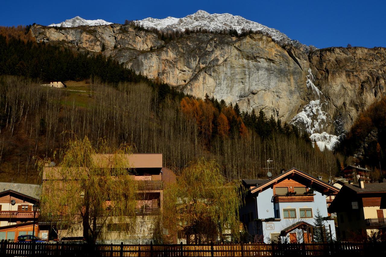 Hotel La Val Isolaccia Exterior foto